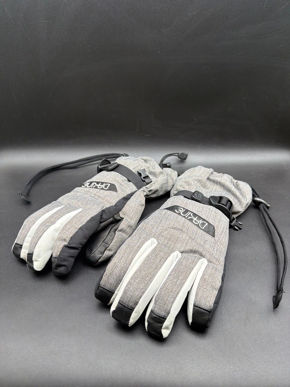 Dakine Tahoe Women’s Ski Snowboard Gloves Gray Leather Palm Size M Waterproof